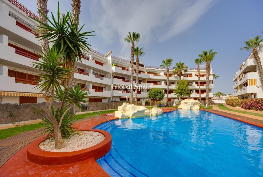 Revente - APPARTEMENT -
ORIHUELA COSTA - Playa Flamenca