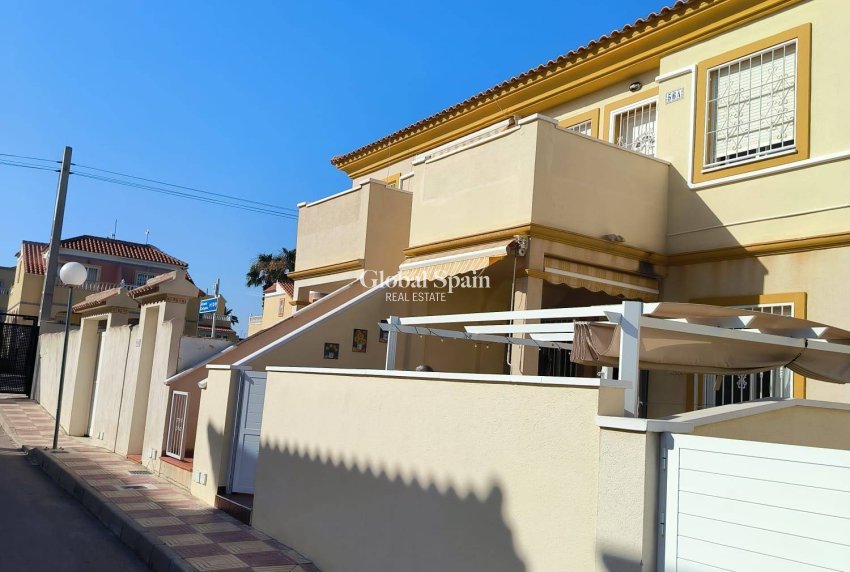 Revente - APPARTEMENT -
ORIHUELA COSTA - Playa Flamenca