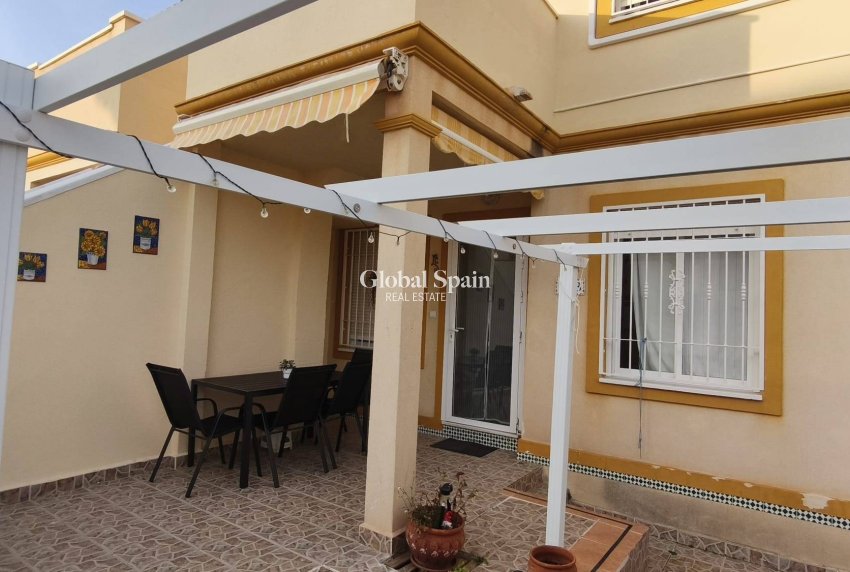 Revente - APPARTEMENT -
ORIHUELA COSTA - Playa Flamenca