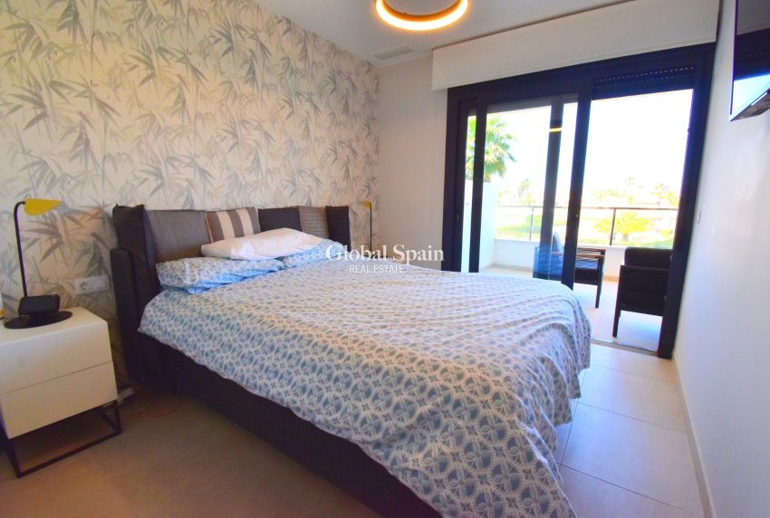 Revente - APPARTEMENT -
Orihuela Costa - Playa Flamenca