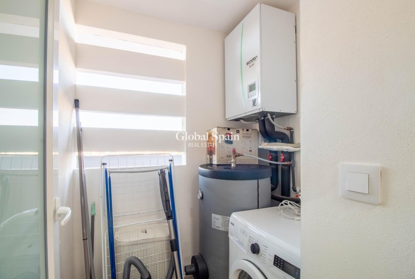 Revente - Appartement -
ORIHUELA COSTA - Playa Flamenca