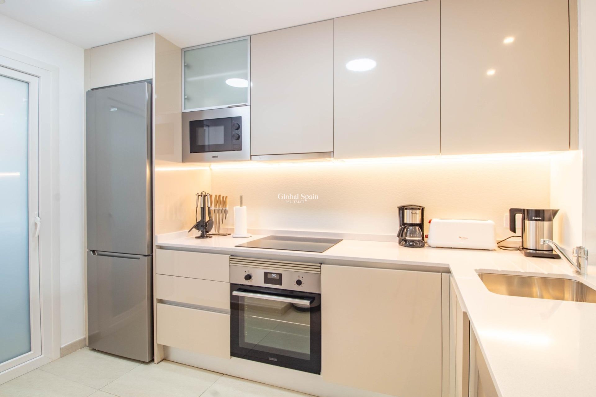 Revente - Appartement -
ORIHUELA COSTA - Playa Flamenca