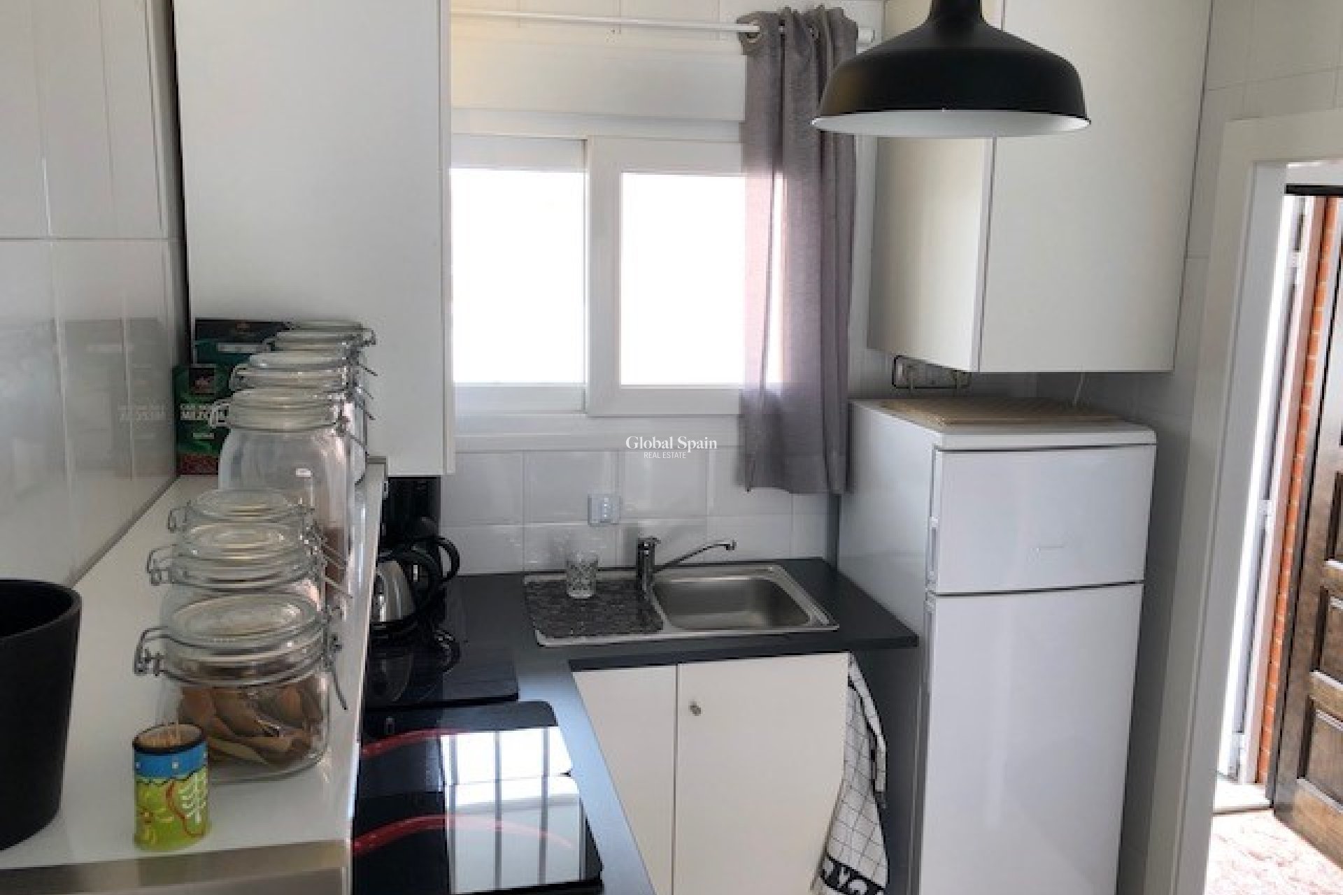 Revente - Appartement -
ORIHUELA COSTA - Punta Prima