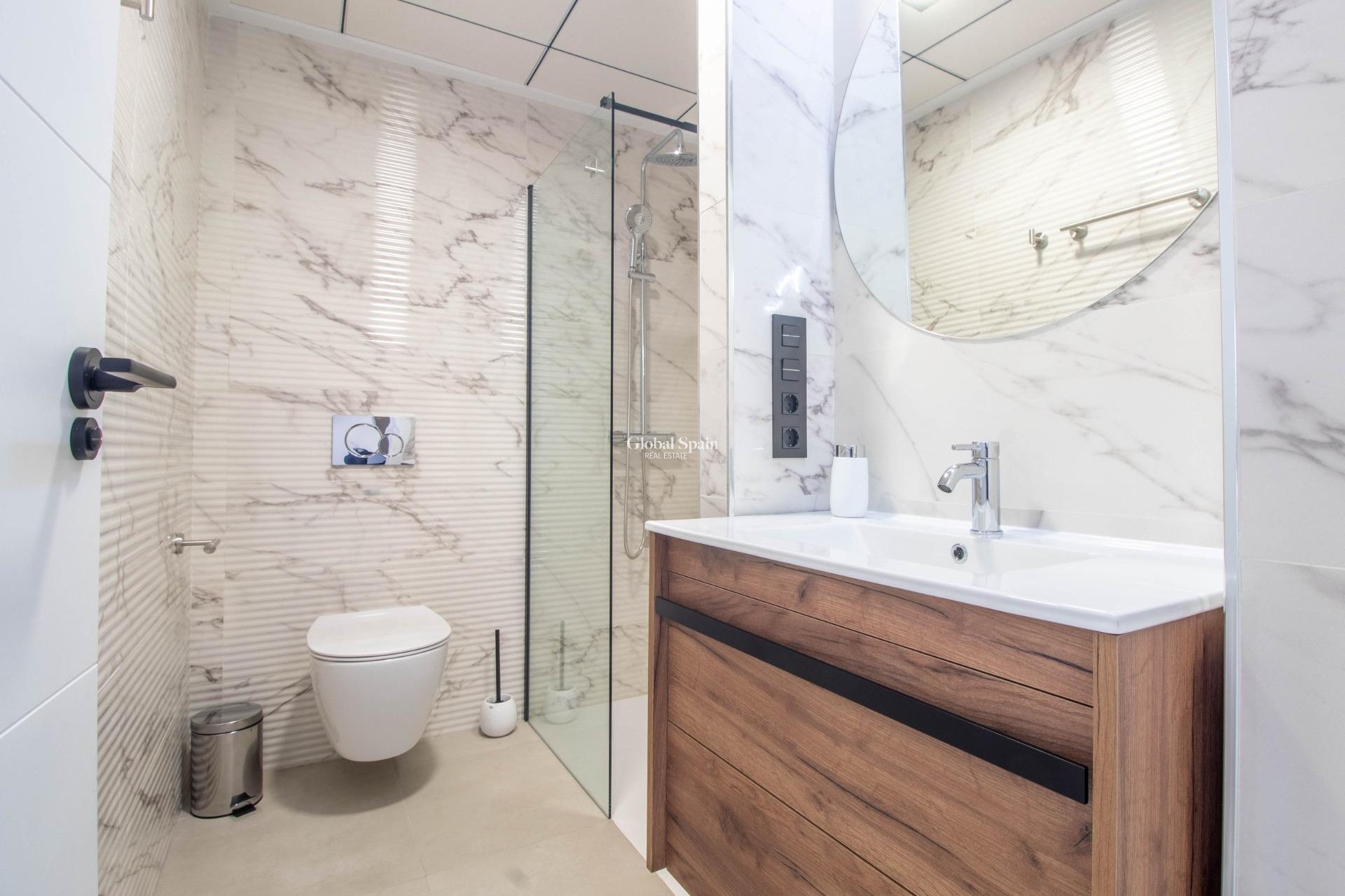 Revente - Appartement -
ORIHUELA COSTA - Punta Prima