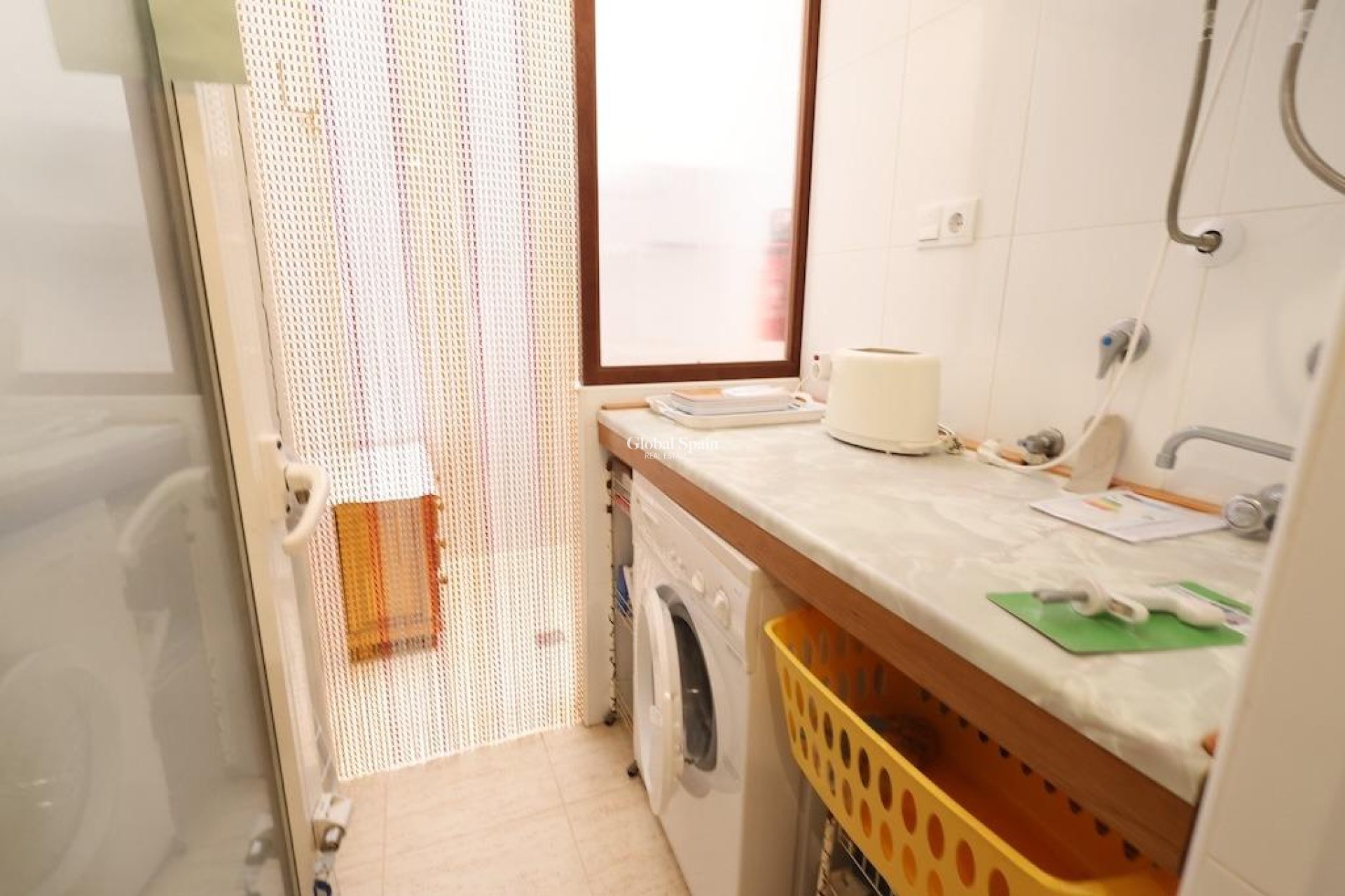 Revente - APPARTEMENT -
ORIHUELA COSTA - Punta Prima