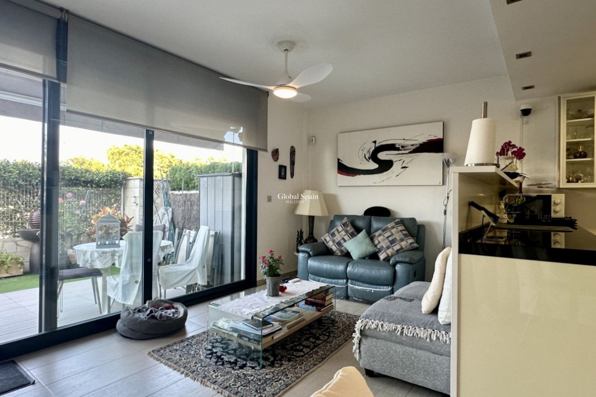 Revente - APPARTEMENT -
ORIHUELA COSTA - Punta Prima