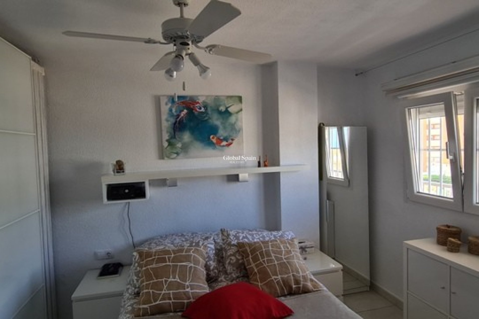 Revente - APPARTEMENT -
ORIHUELA COSTA - Punta Prima
