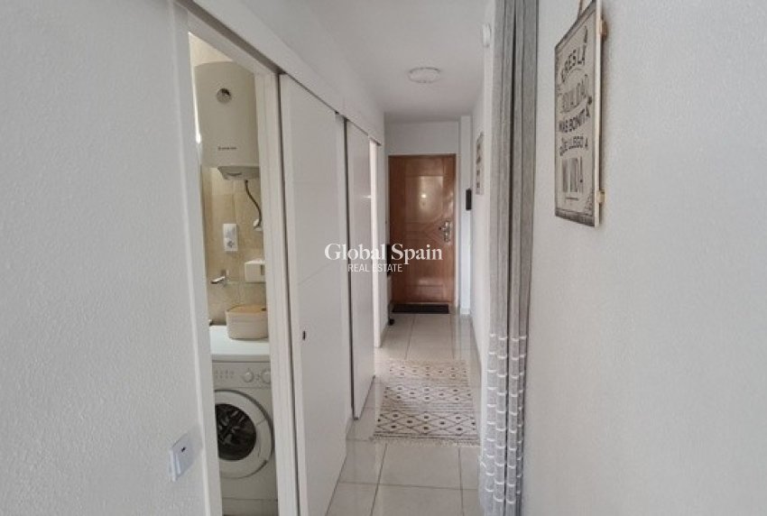 Revente - APPARTEMENT -
ORIHUELA COSTA - Punta Prima