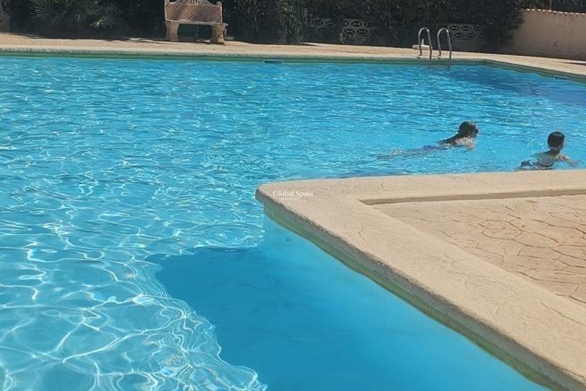 Revente - APPARTEMENT -
ORIHUELA COSTA - Punta Prima