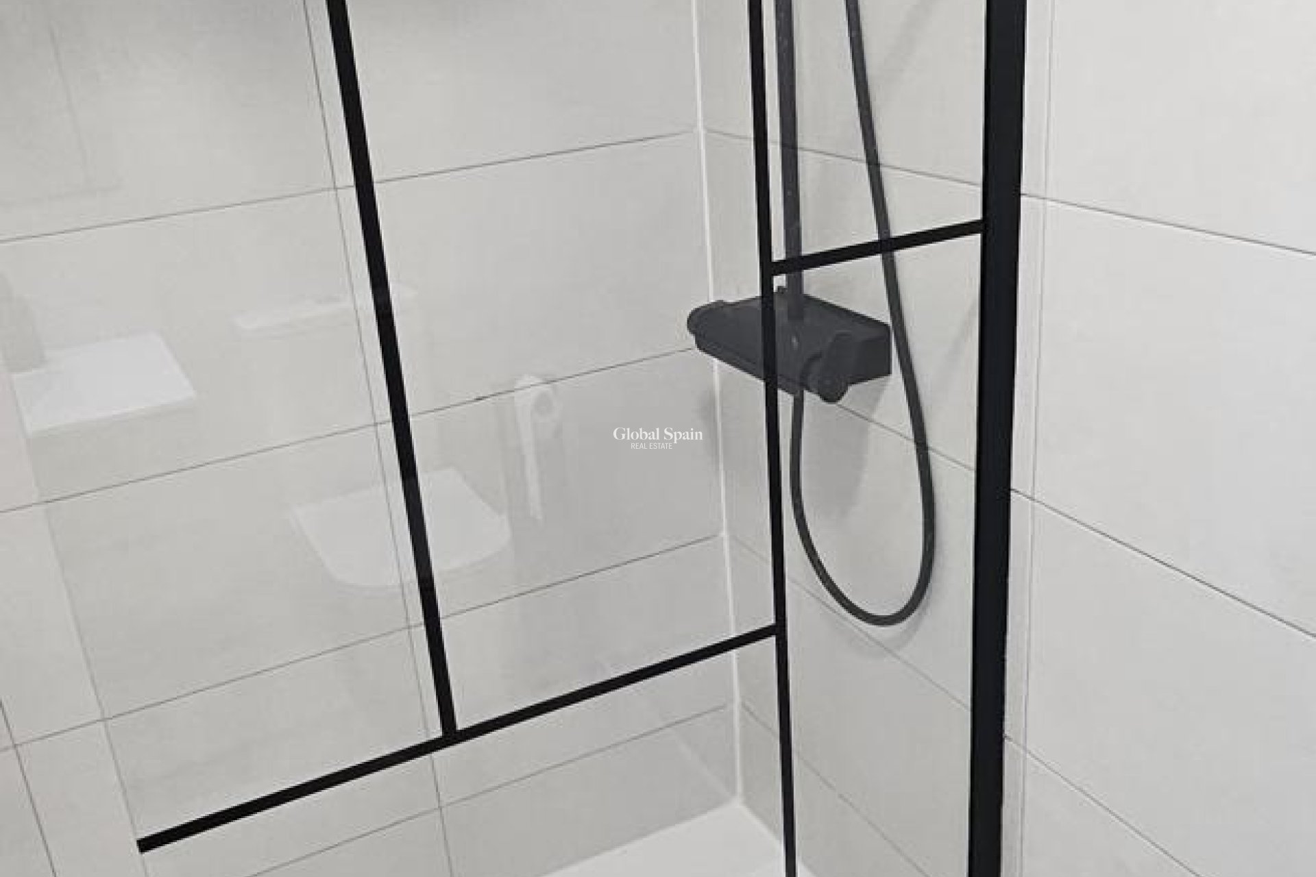 Revente - APPARTEMENT -
ORIHUELA COSTA - Punta Prima