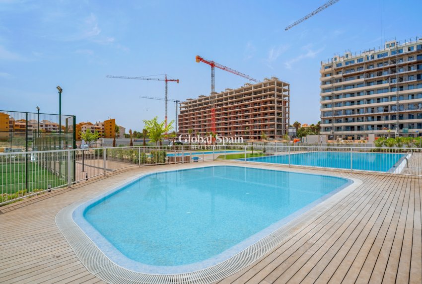 Revente - APPARTEMENT -
ORIHUELA COSTA - Punta Prima