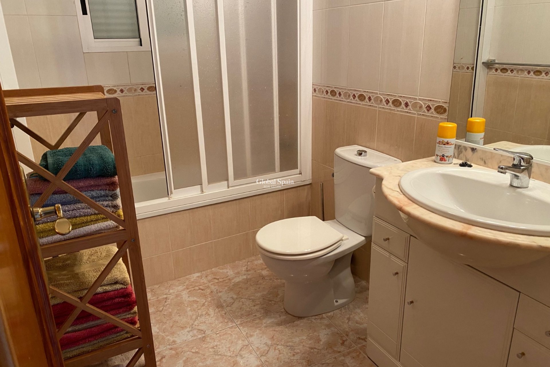 Revente - APPARTEMENT -
ORIHUELA COSTA - Punta Prima