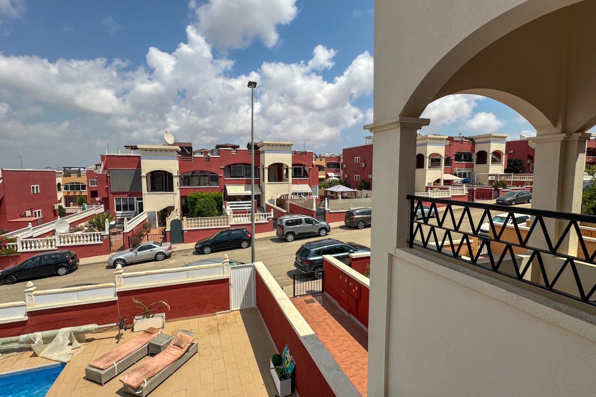 Revente - APPARTEMENT -
ORIHUELA COSTA - Punta Prima