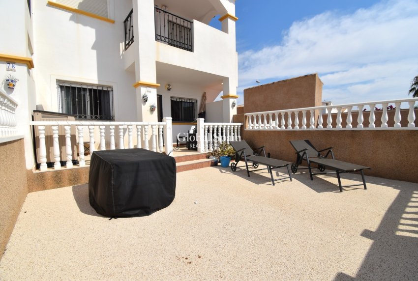 Revente - APPARTEMENT -
Orihuela Costa - Punta Prima
