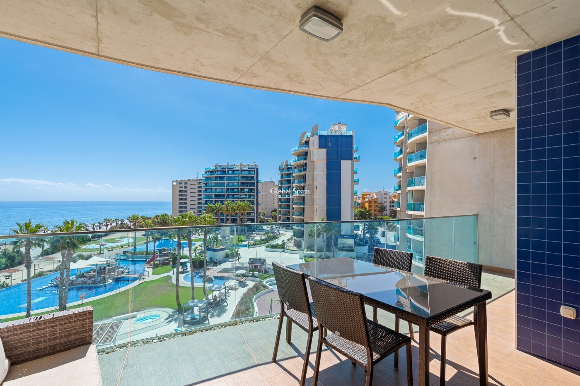 Revente - Appartement -
ORIHUELA COSTA - Punta Prima