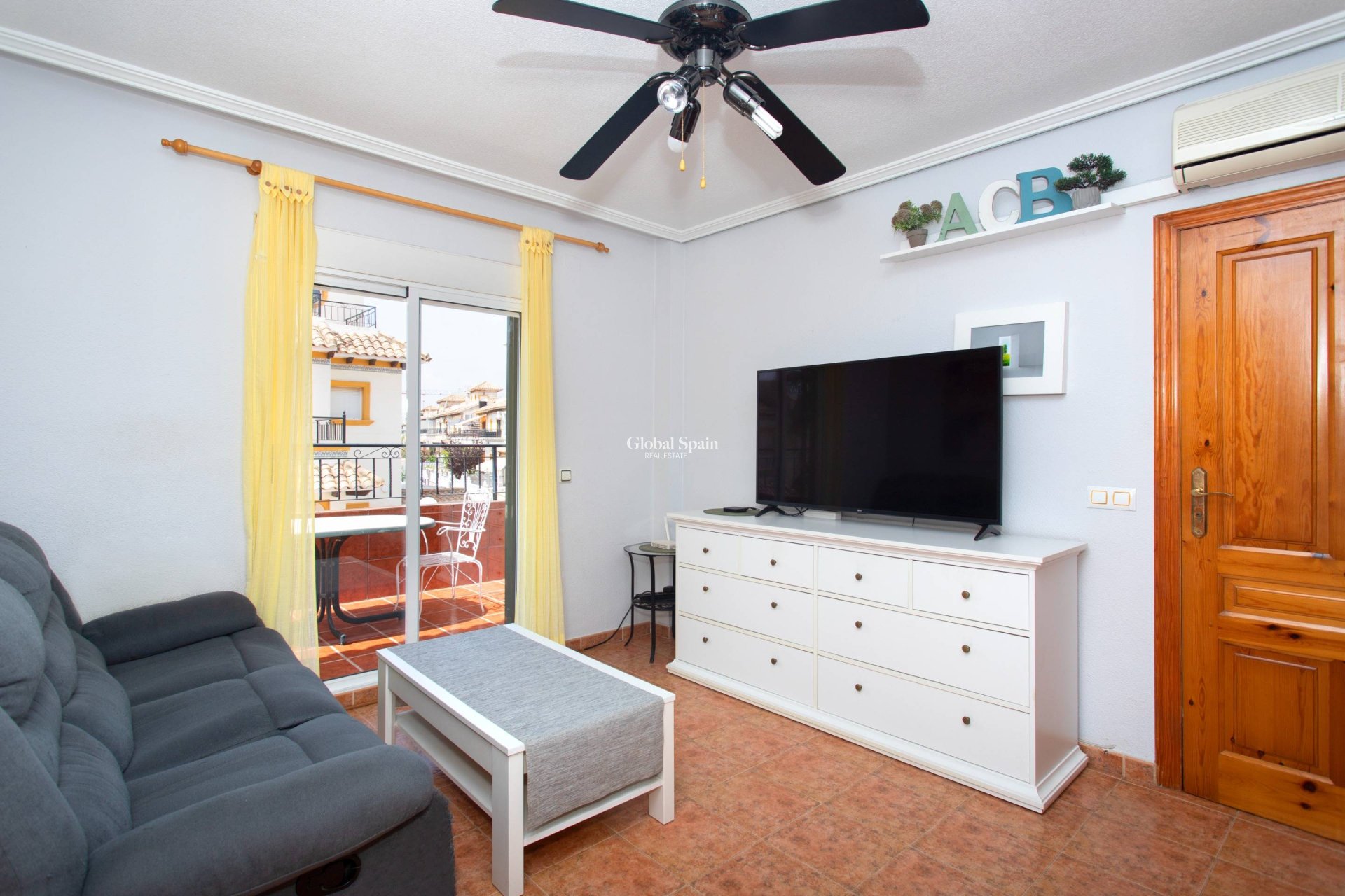 Revente - APPARTEMENT -
ORIHUELA COSTA - Rocio Del Mar