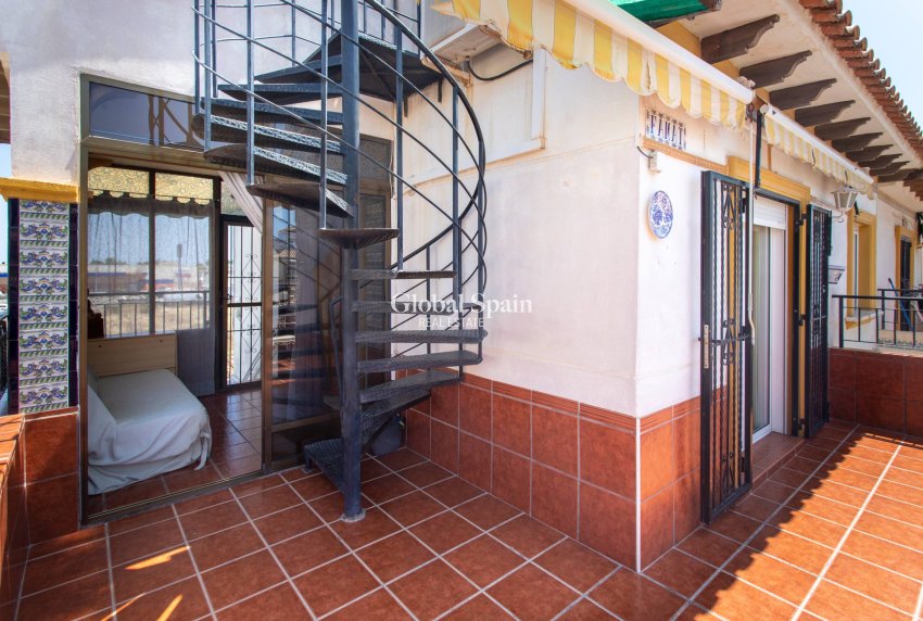 Revente - APPARTEMENT -
ORIHUELA COSTA - Rocio Del Mar