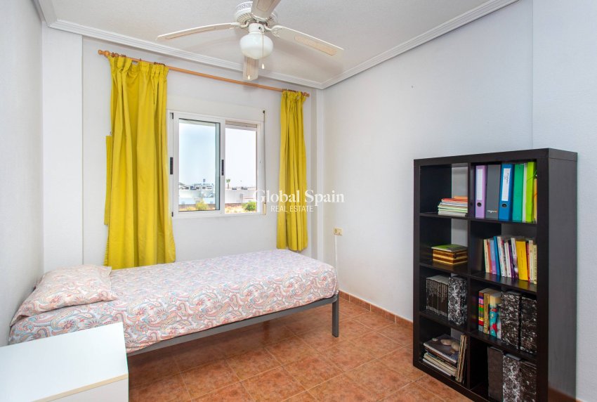 Revente - APPARTEMENT -
ORIHUELA COSTA - Rocio Del Mar