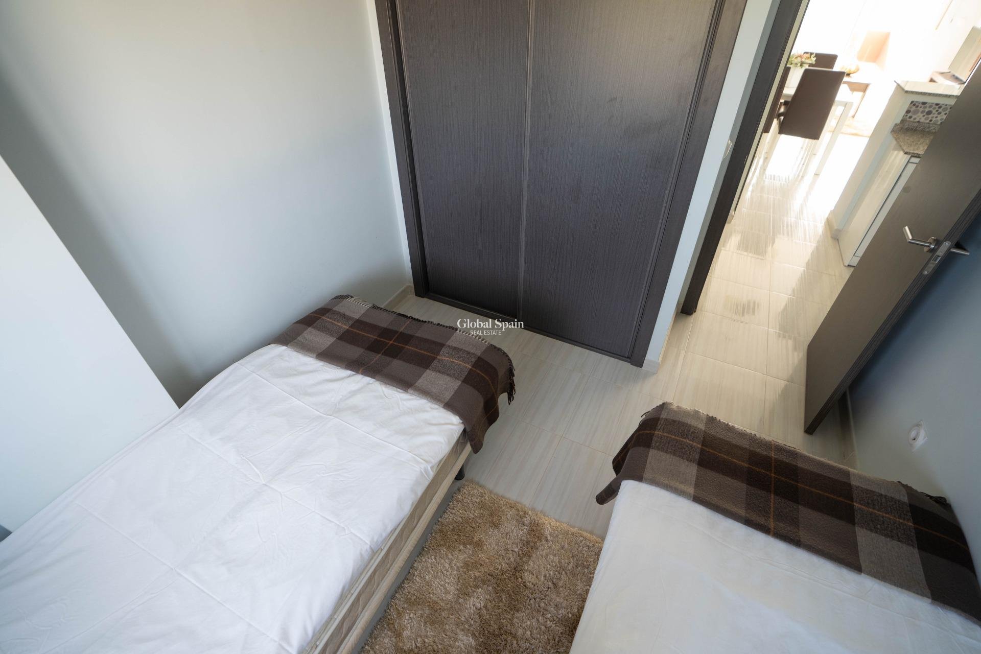 Revente - APPARTEMENT -
ORIHUELA COSTA - Rocio Del Mar