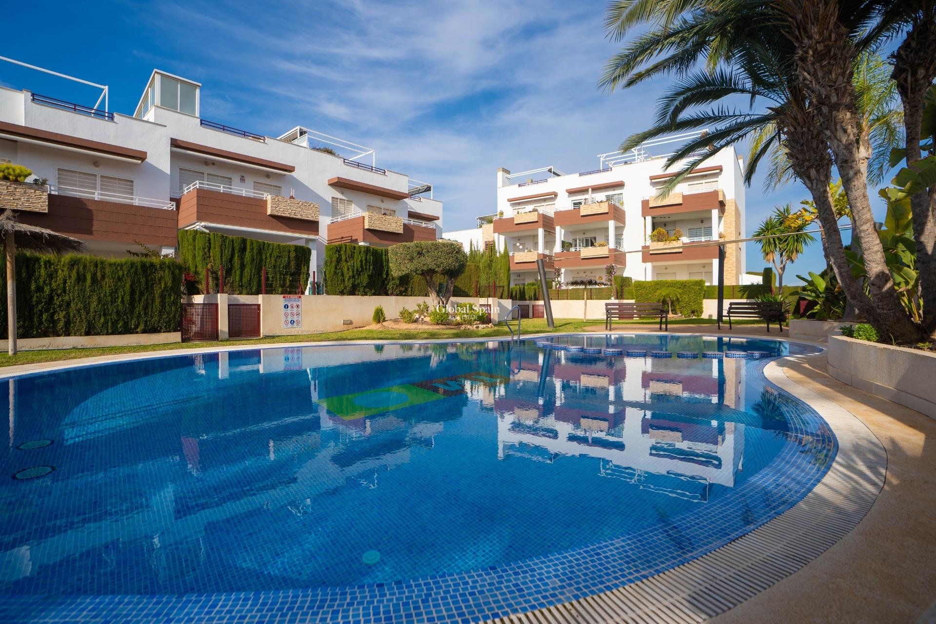 Revente - APPARTEMENT -
ORIHUELA COSTA - Rocio Del Mar