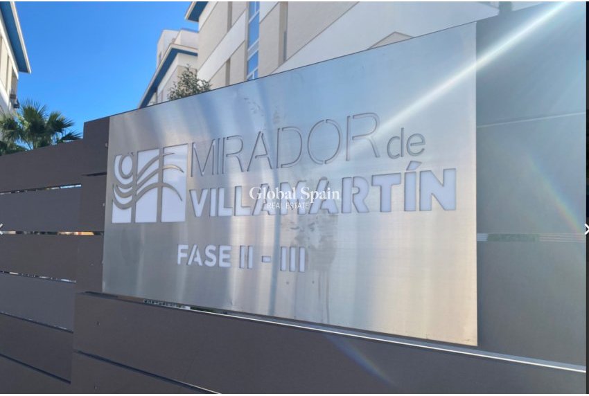 Revente - Appartement -
ORIHUELA COSTA - VILLAMARTÍN