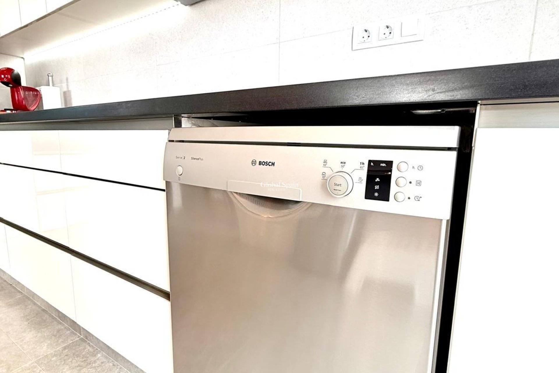 Revente - APPARTEMENT -
ORIHUELA COSTA - VILLAMARTÍN