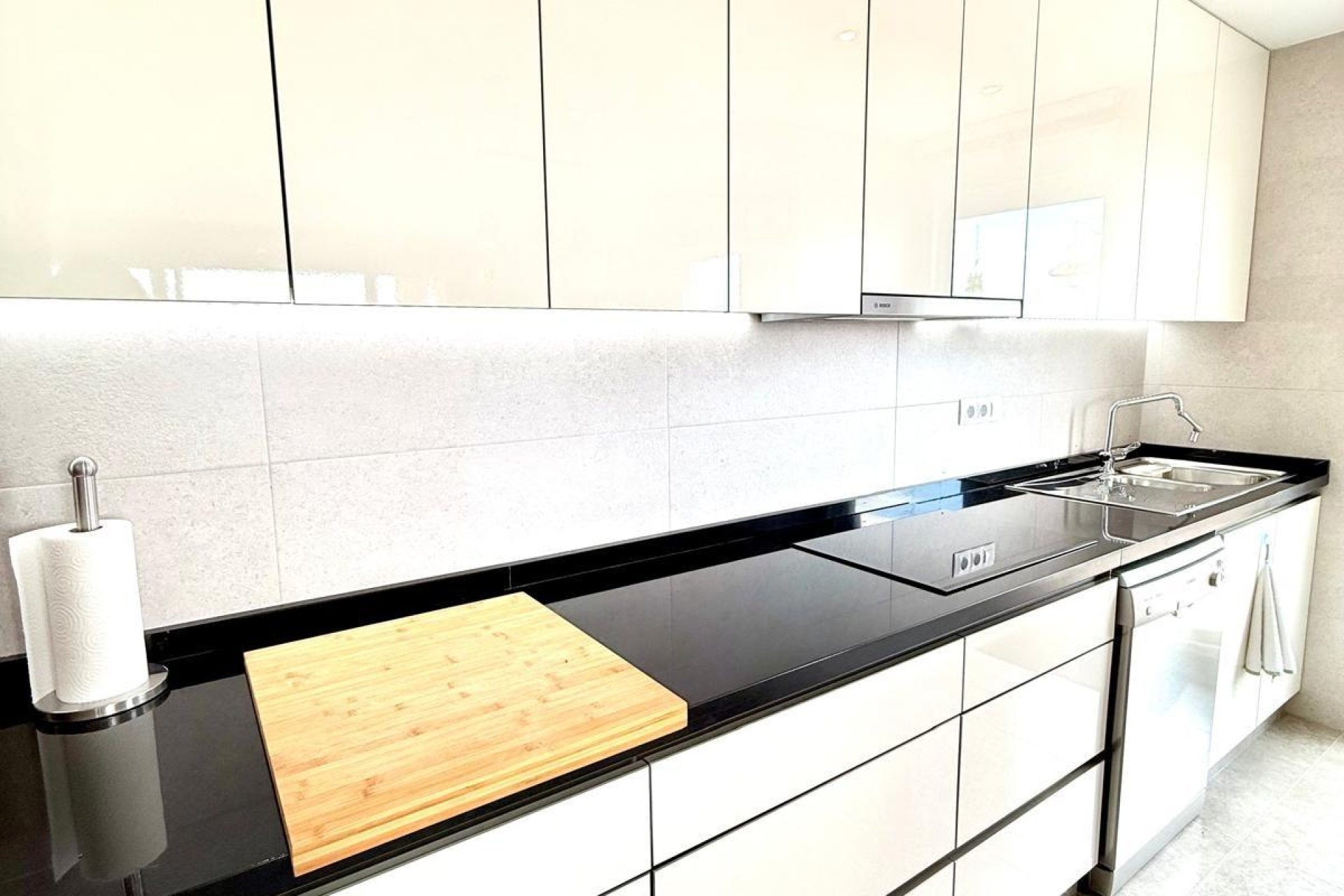 Revente - APPARTEMENT -
ORIHUELA COSTA - VILLAMARTÍN