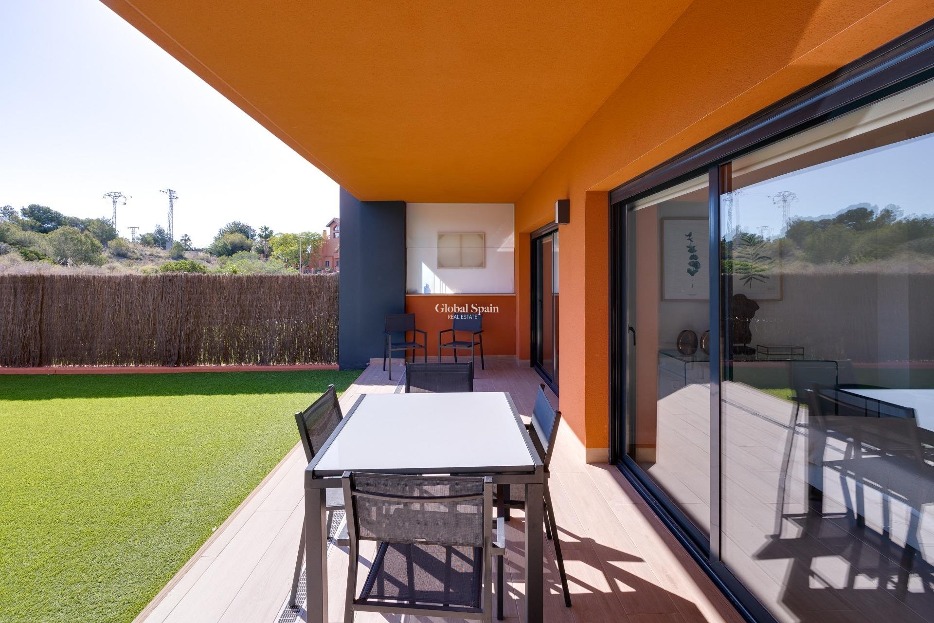 Revente - APPARTEMENT -
ORIHUELA COSTA - VILLAMARTÍN