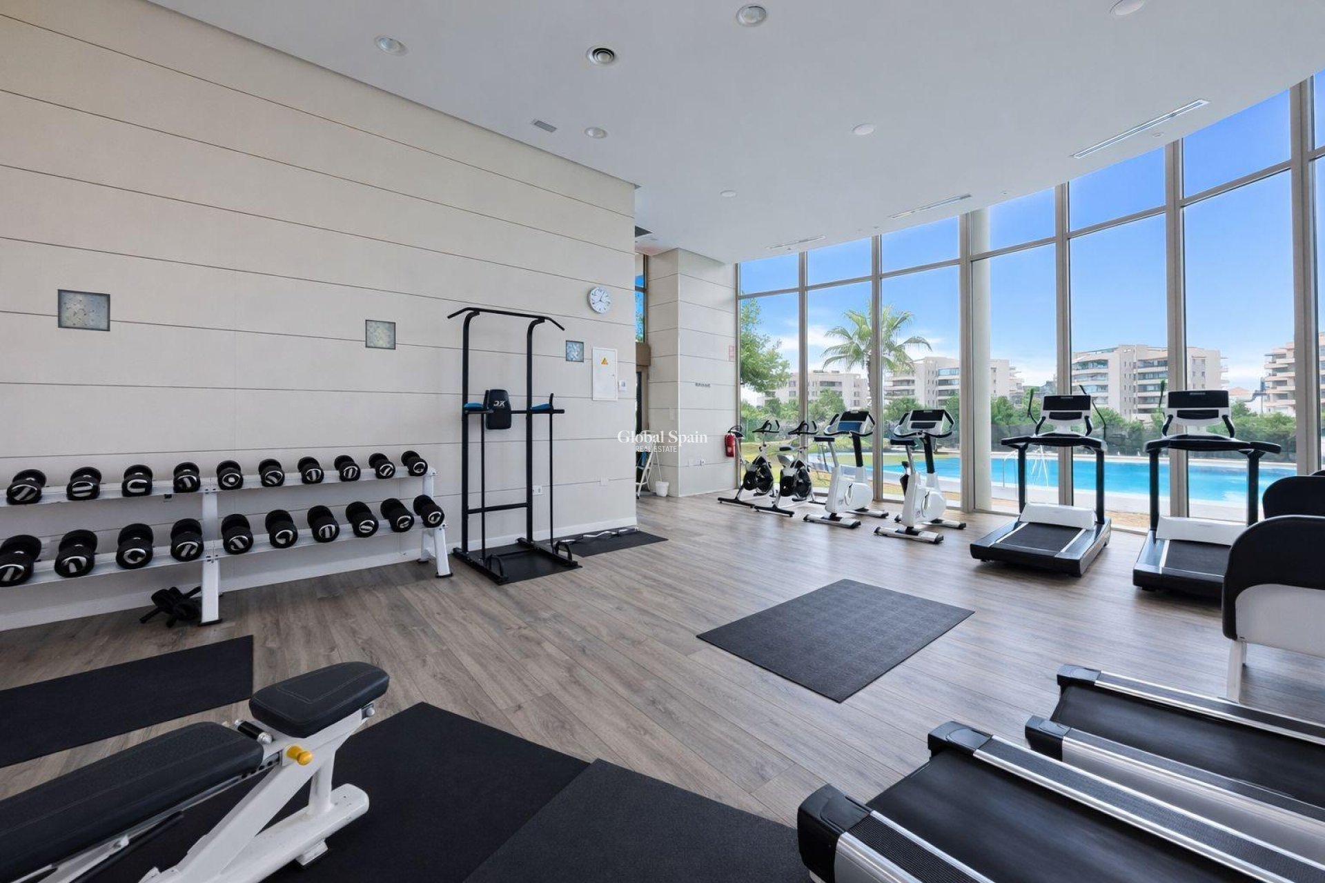 Revente - APPARTEMENT -
ORIHUELA COSTA - VILLAMARTÍN