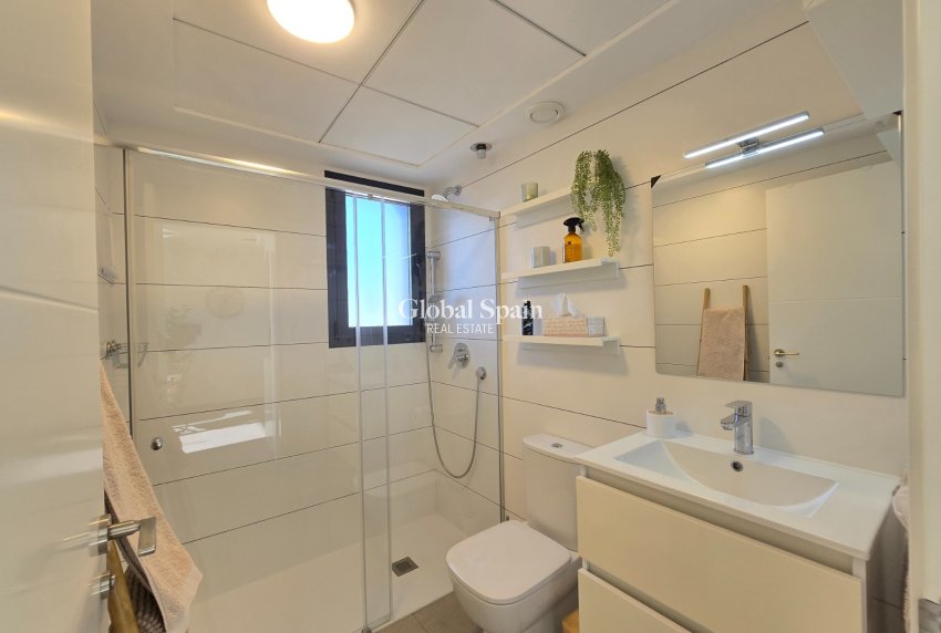 Revente - APPARTEMENT -
ORIHUELA COSTA - Villamartín *