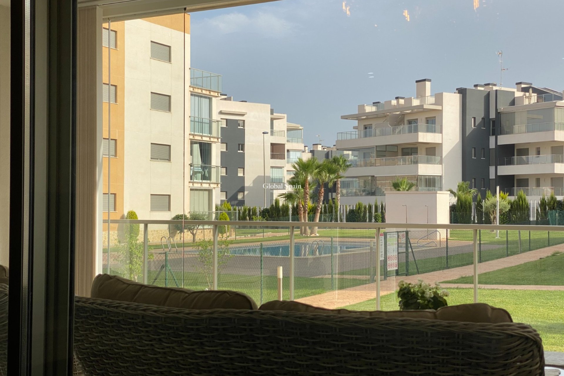 Revente - Appartement -
ORIHUELA COSTA - VILLAMARTÍN