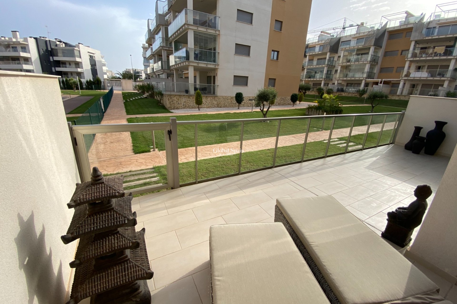 Revente - Appartement -
ORIHUELA COSTA - VILLAMARTÍN