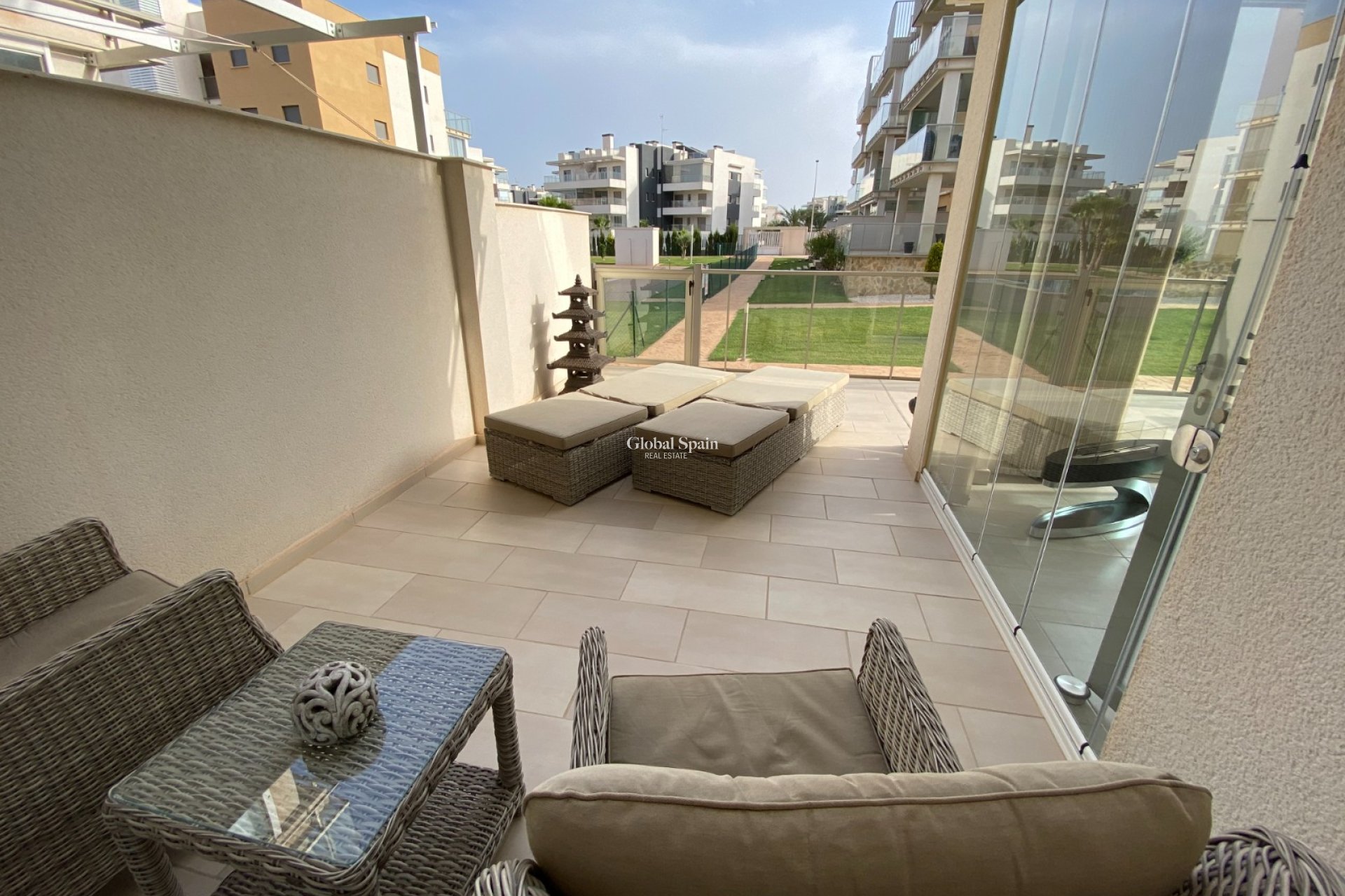 Revente - Appartement -
ORIHUELA COSTA - VILLAMARTÍN