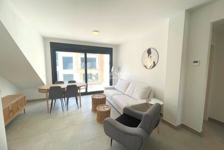 Revente - APPARTEMENT -
Orihuela Costa - Villamartin