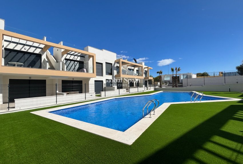 Revente - APPARTEMENT -
Orihuela Costa - Villamartin