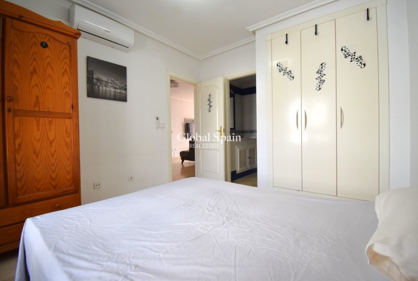 Revente - APPARTEMENT -
Orihuela Costa - Villamartin