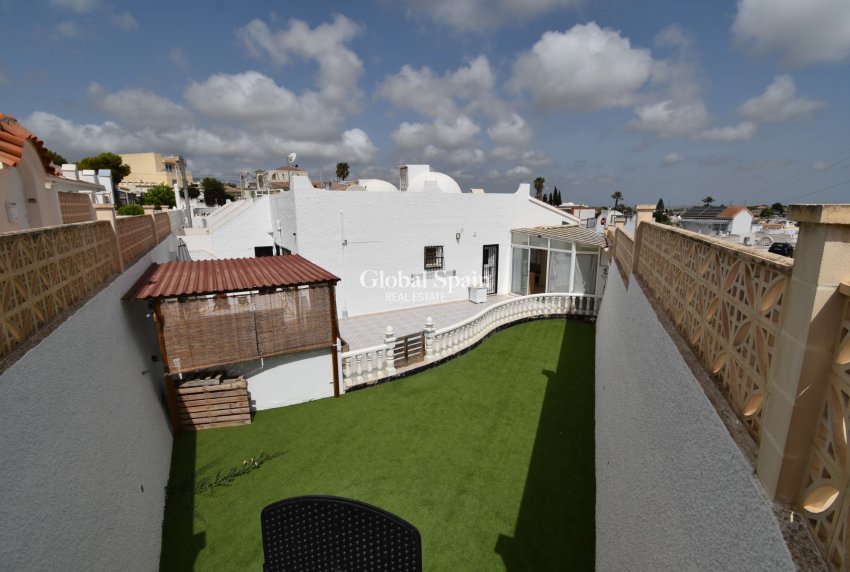 Revente - APPARTEMENT -
Orihuela Costa - Villamartin