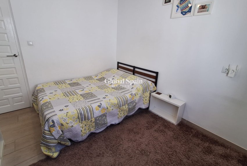 Revente - APPARTEMENT -
Orihuela Costa - Villamartin