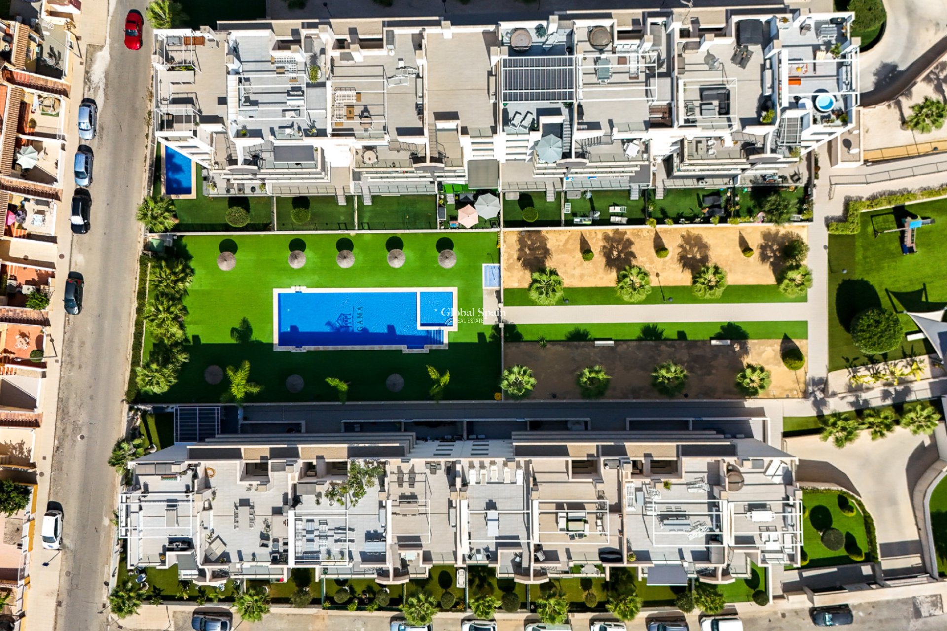 Revente - APPARTEMENT -
ORIHUELA COSTA - VILLAMARTÍN