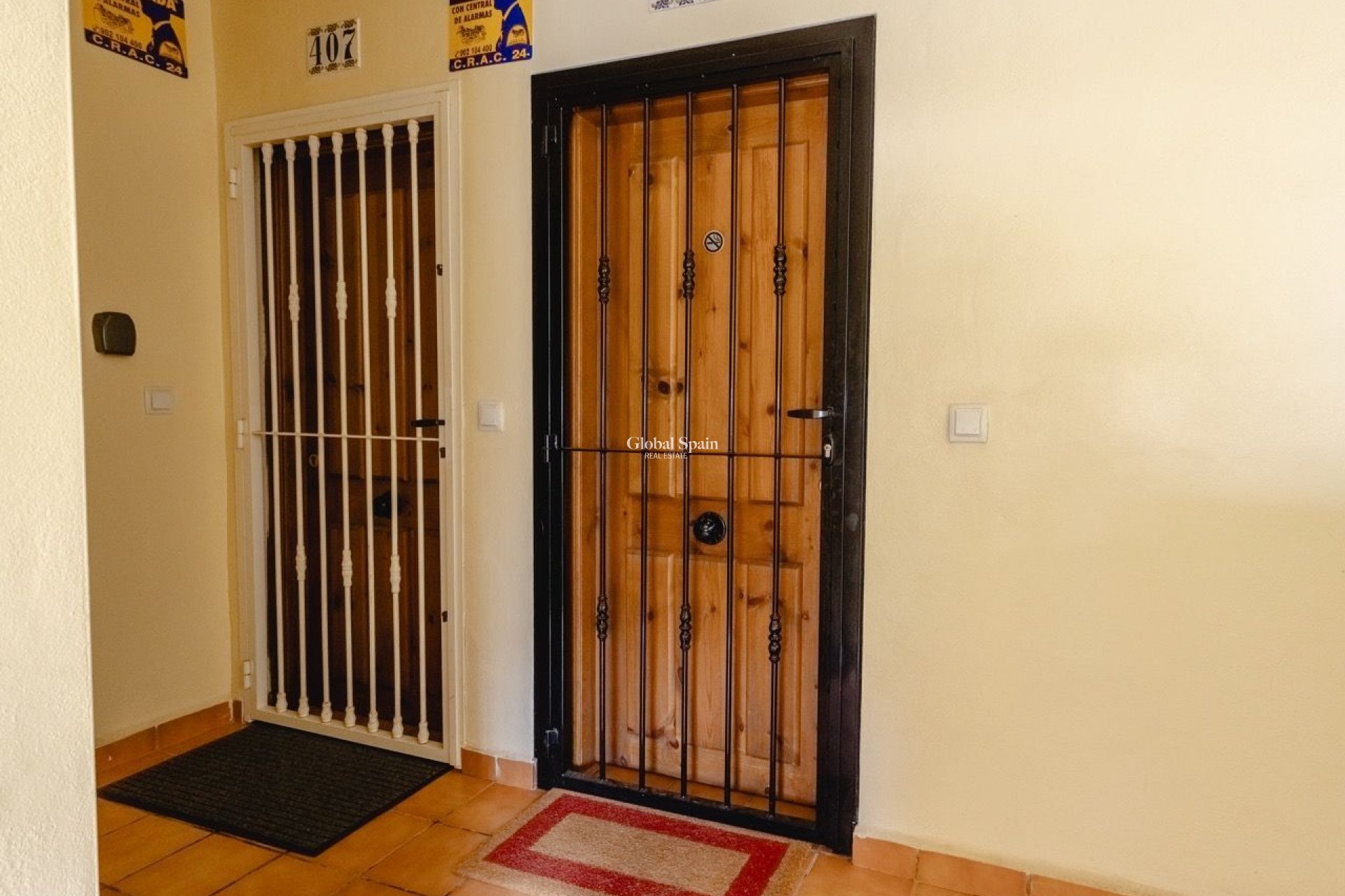 Revente - APPARTEMENT -
ORIHUELA COSTA - VILLAMARTÍN