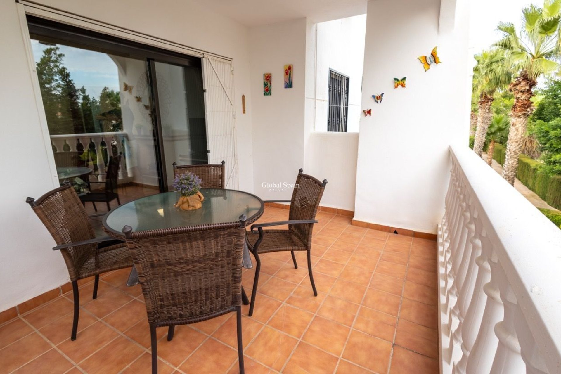 Revente - APPARTEMENT -
ORIHUELA COSTA - VILLAMARTÍN