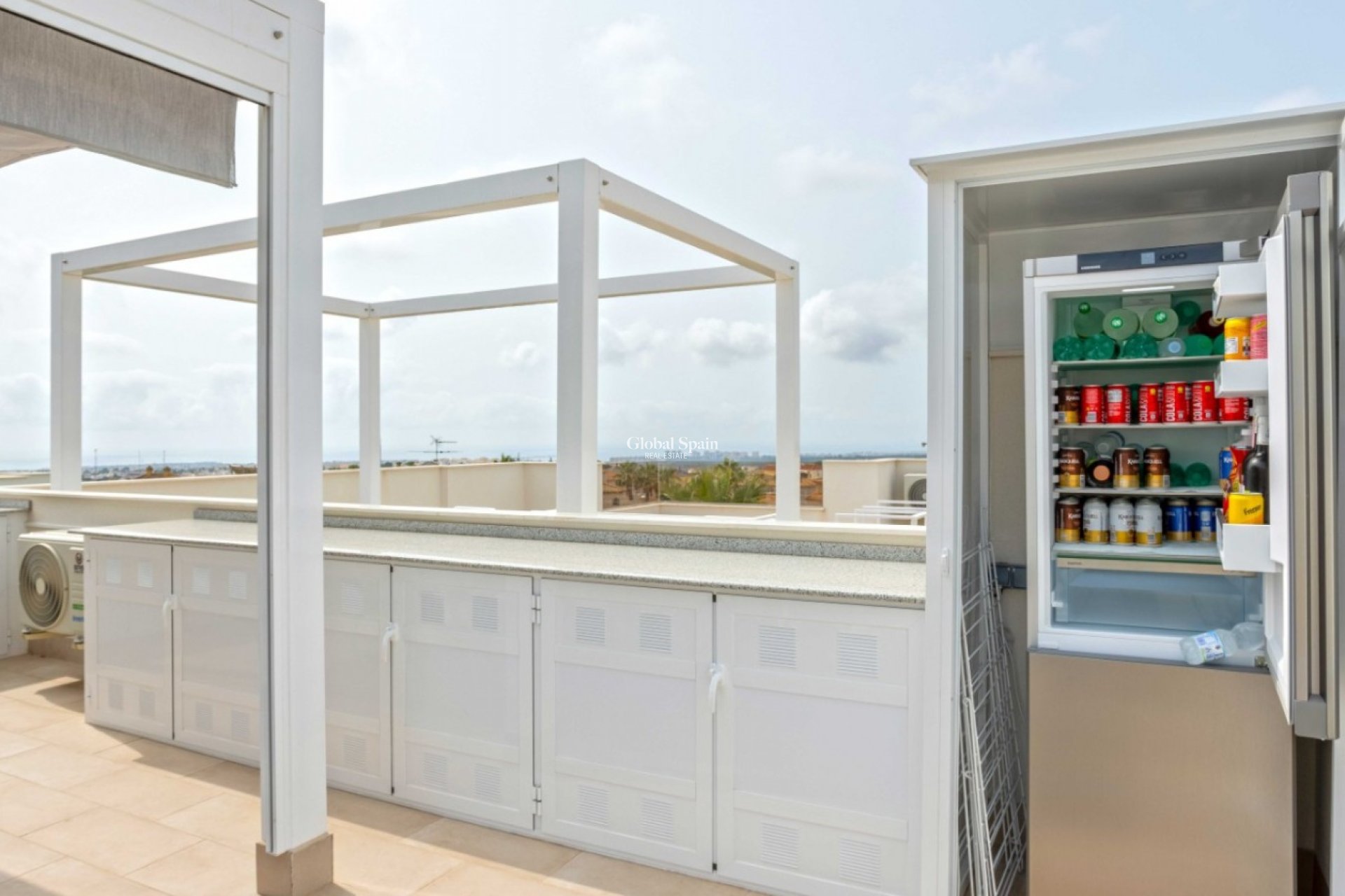 Revente - Appartement -
ORIHUELA COSTA - VILLAMARTÍN