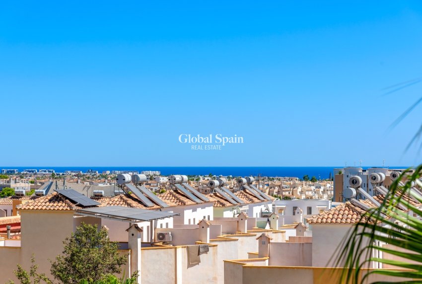 Revente - Appartement -
ORIHUELA COSTA - VILLAMARTÍN