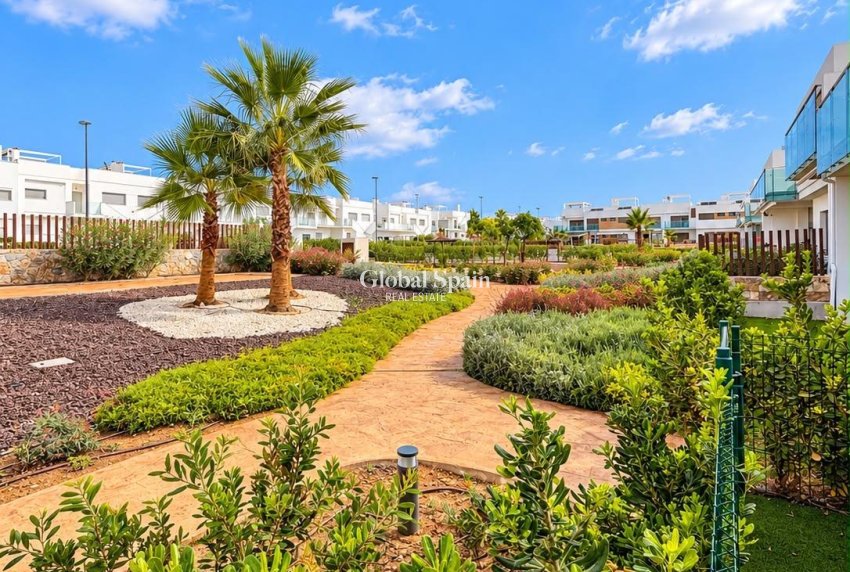 Revente - APPARTEMENT -
ORIHUELA - Desamparados-hurchillo-torremendo