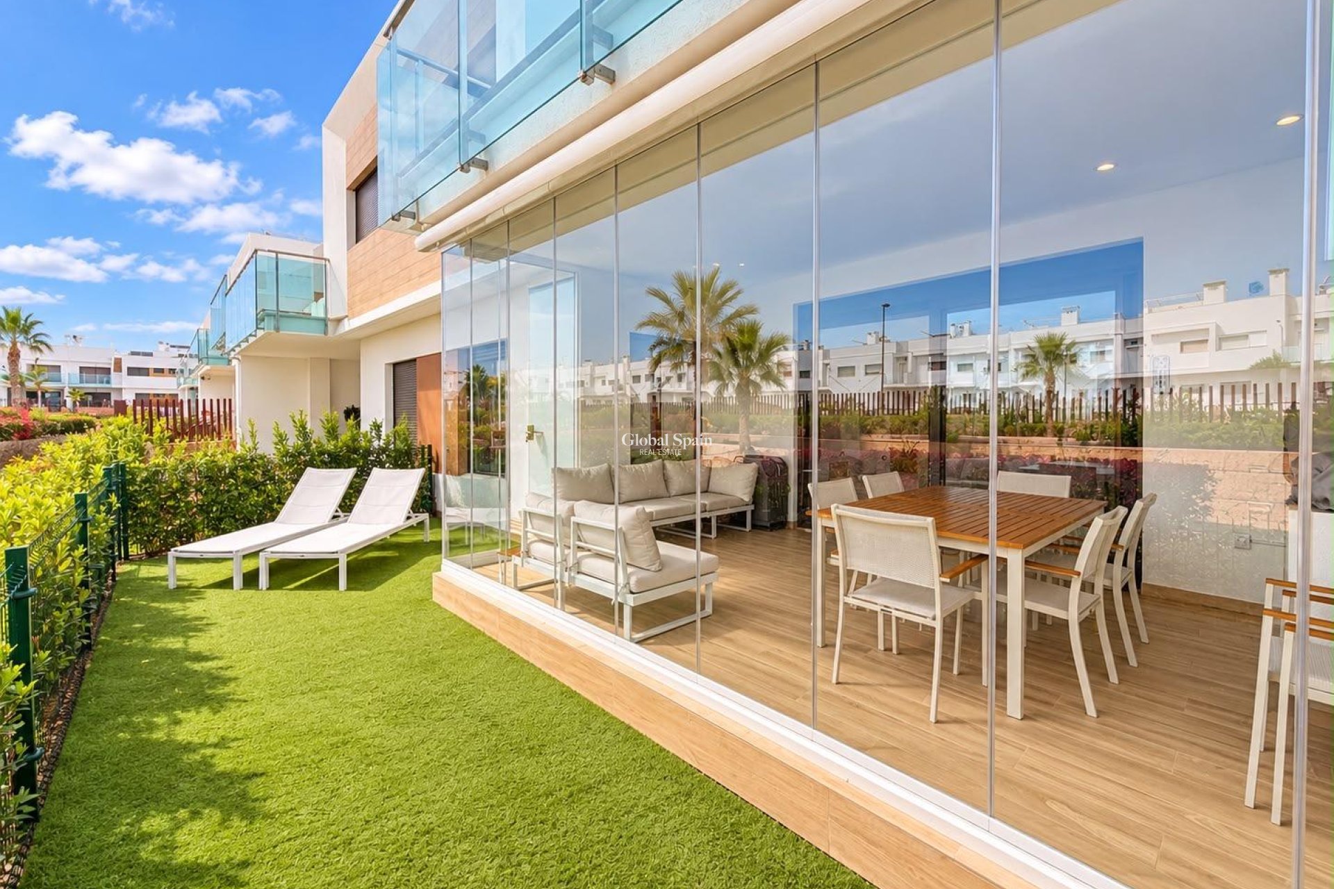 Revente - APPARTEMENT -
ORIHUELA - Desamparados-hurchillo-torremendo