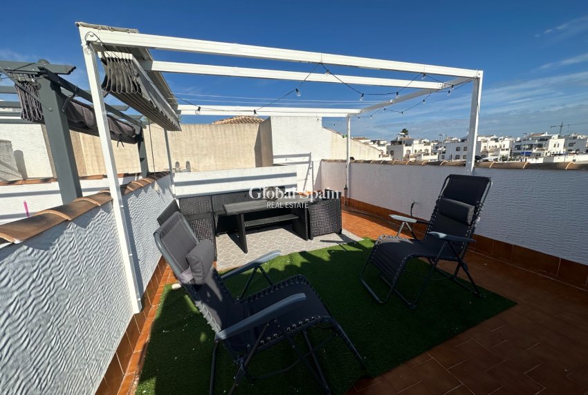Revente - APPARTEMENT -
ORIHUELA - Entre Naranjos