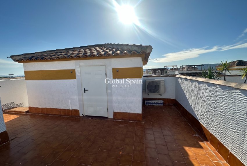 Revente - APPARTEMENT -
ORIHUELA - Entre Naranjos