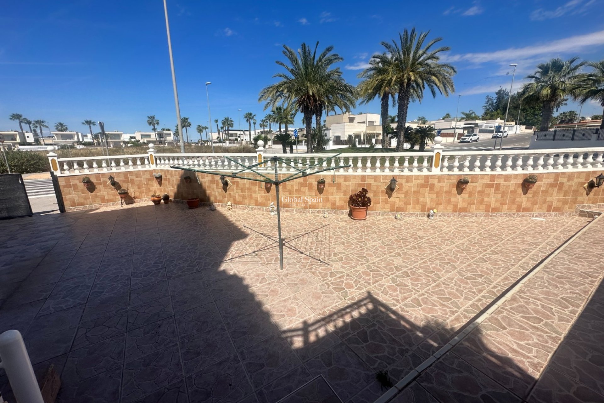 Revente - APPARTEMENT -
ORIHUELA - Entre Naranjos