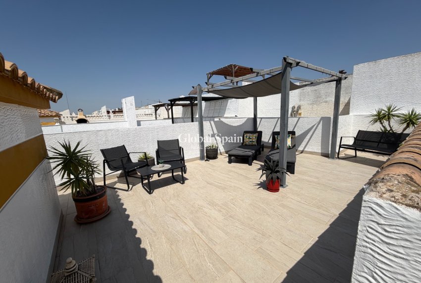 Revente - APPARTEMENT -
ORIHUELA - Entre Naranjos