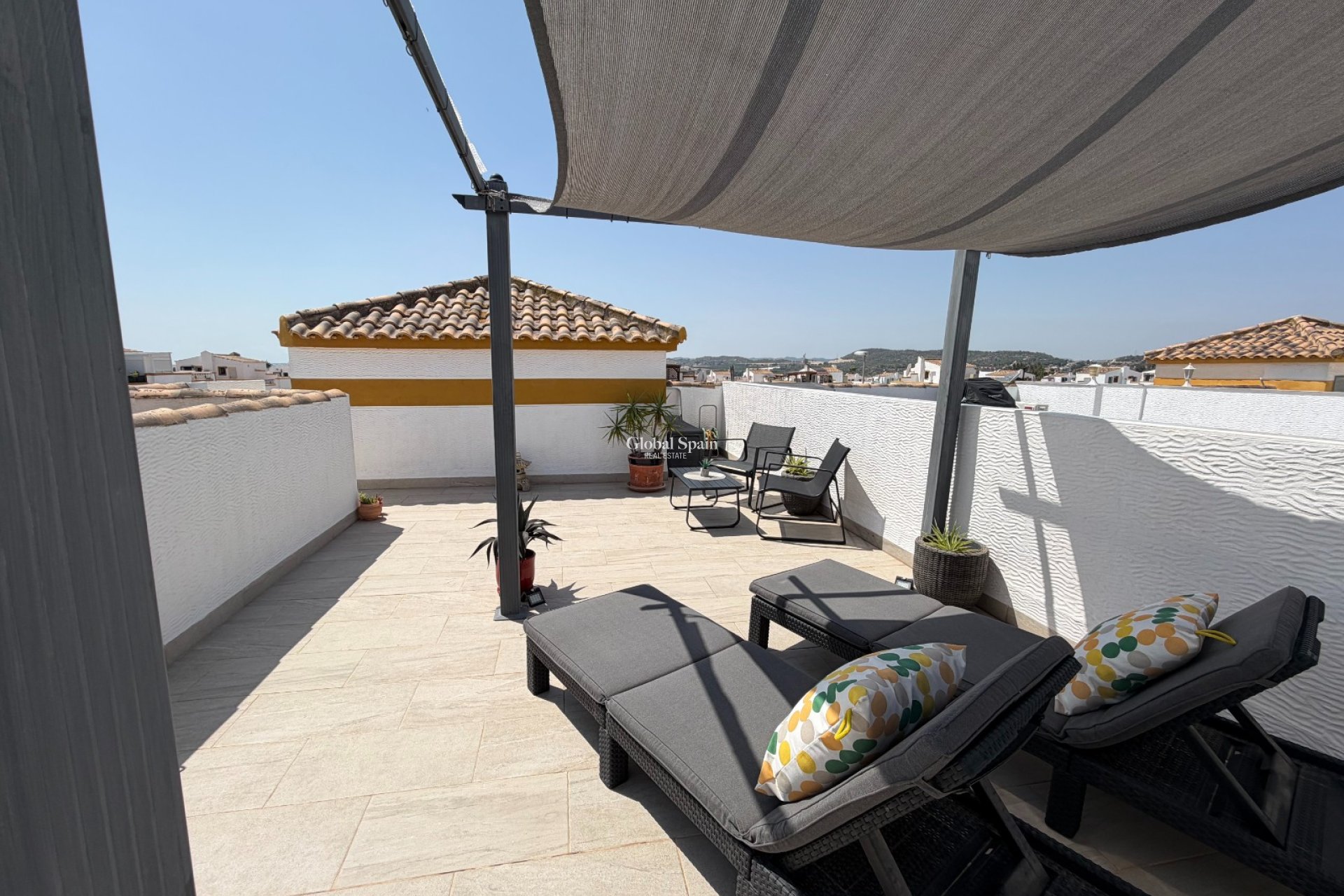 Revente - APPARTEMENT -
ORIHUELA - Entre Naranjos